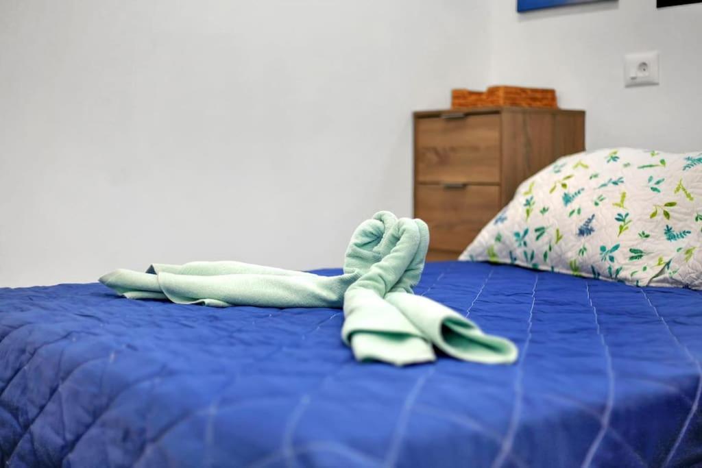 Studio In Torres Del Sol Griffin Near The Beach 阿罗纳 外观 照片