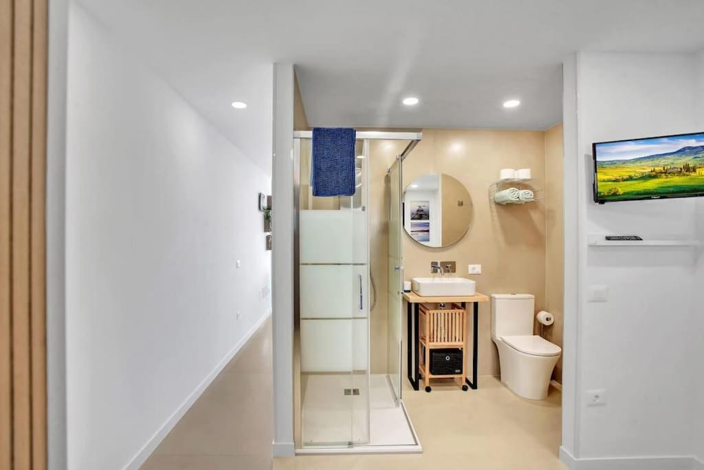 Studio In Torres Del Sol Griffin Near The Beach 阿罗纳 外观 照片