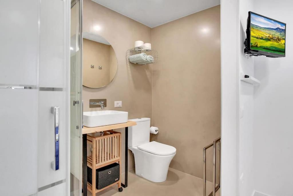 Studio In Torres Del Sol Griffin Near The Beach 阿罗纳 外观 照片